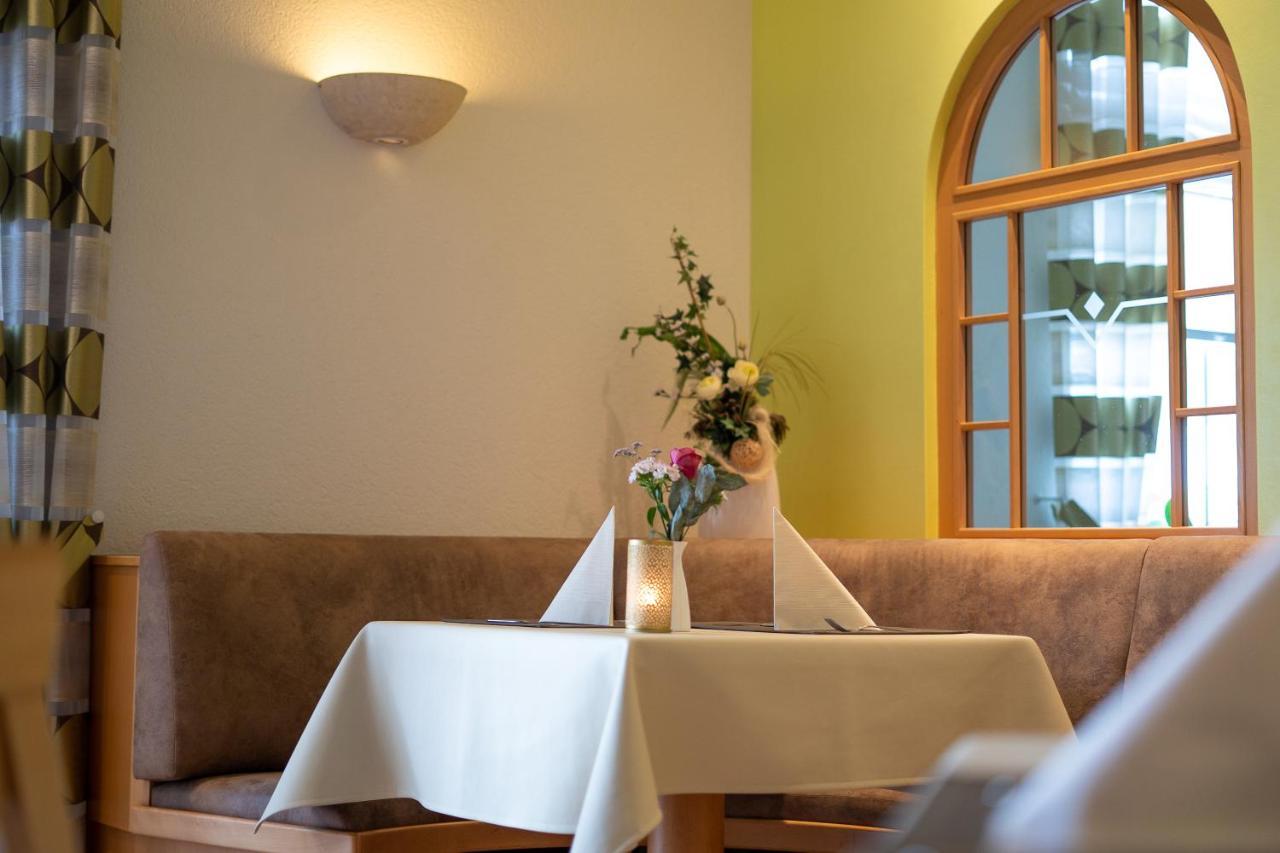 Warias Hotel & Restaurant Braunsbedra Zewnętrze zdjęcie
