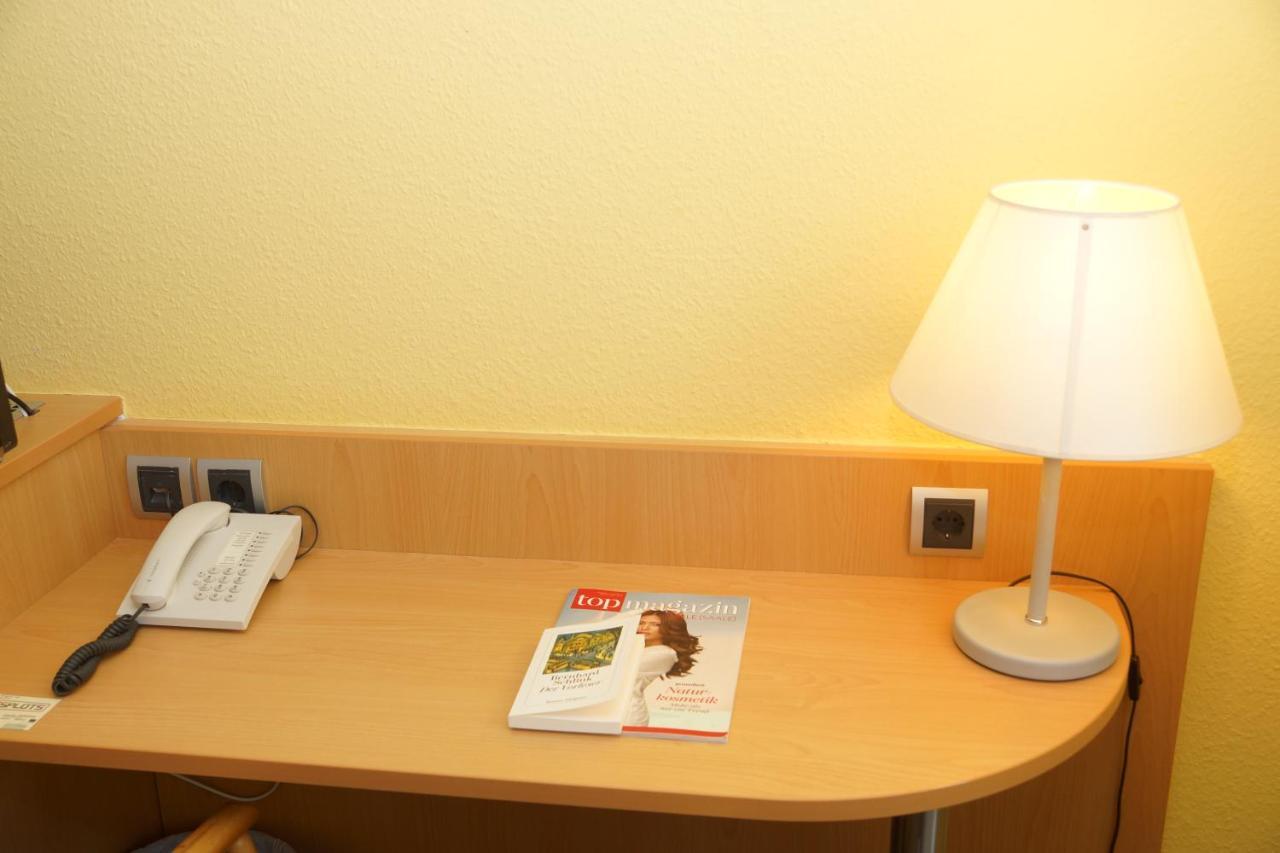 Warias Hotel & Restaurant Braunsbedra Zewnętrze zdjęcie