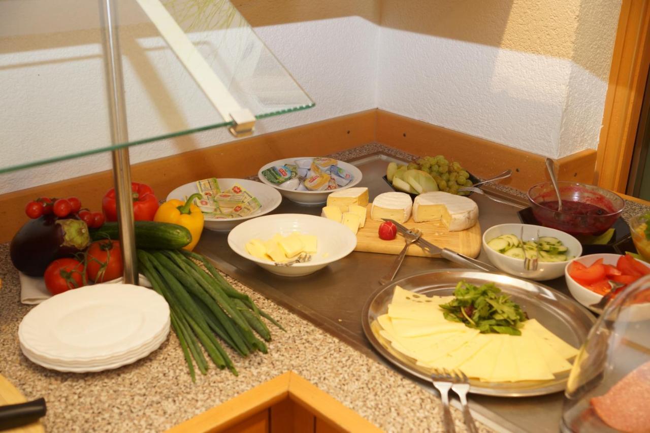 Warias Hotel & Restaurant Braunsbedra Zewnętrze zdjęcie